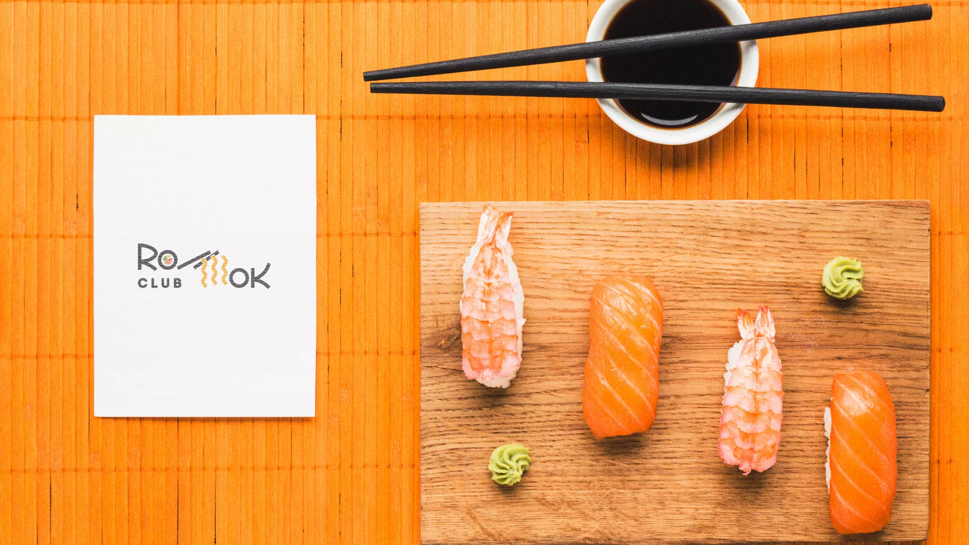 Создание логотипа суши-бара «Roll Wok Club» в Щелково